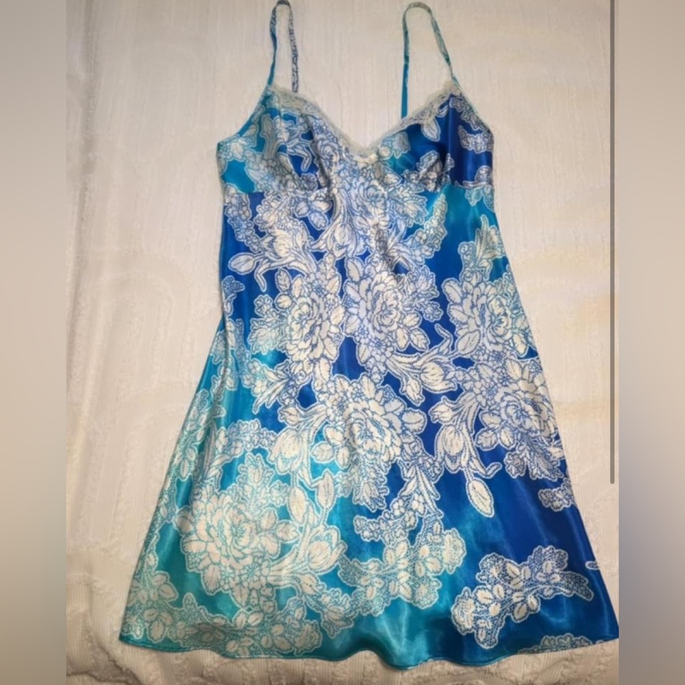 size small blue and white vintage slip dress